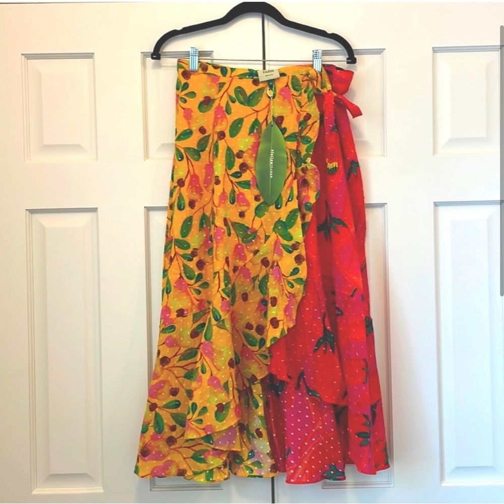 Farm Rio wrap skirt - Picture 2 of 4